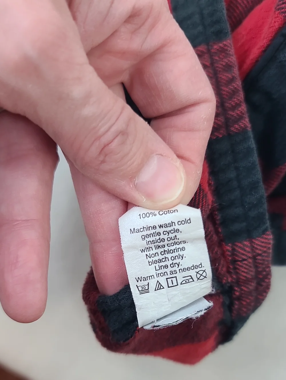 Madewell Cozy Buffalo Check Flannel Bedtime Pajama Top/Bottom Set in Red/Black